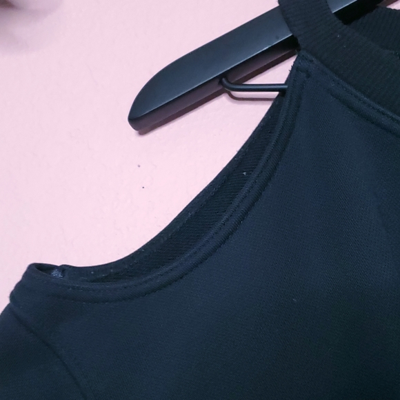 Grey Jason Wu Asymmetrical Oversized Cold Shoulder Satin Trim Sweatshirt - Picture 8 of 15